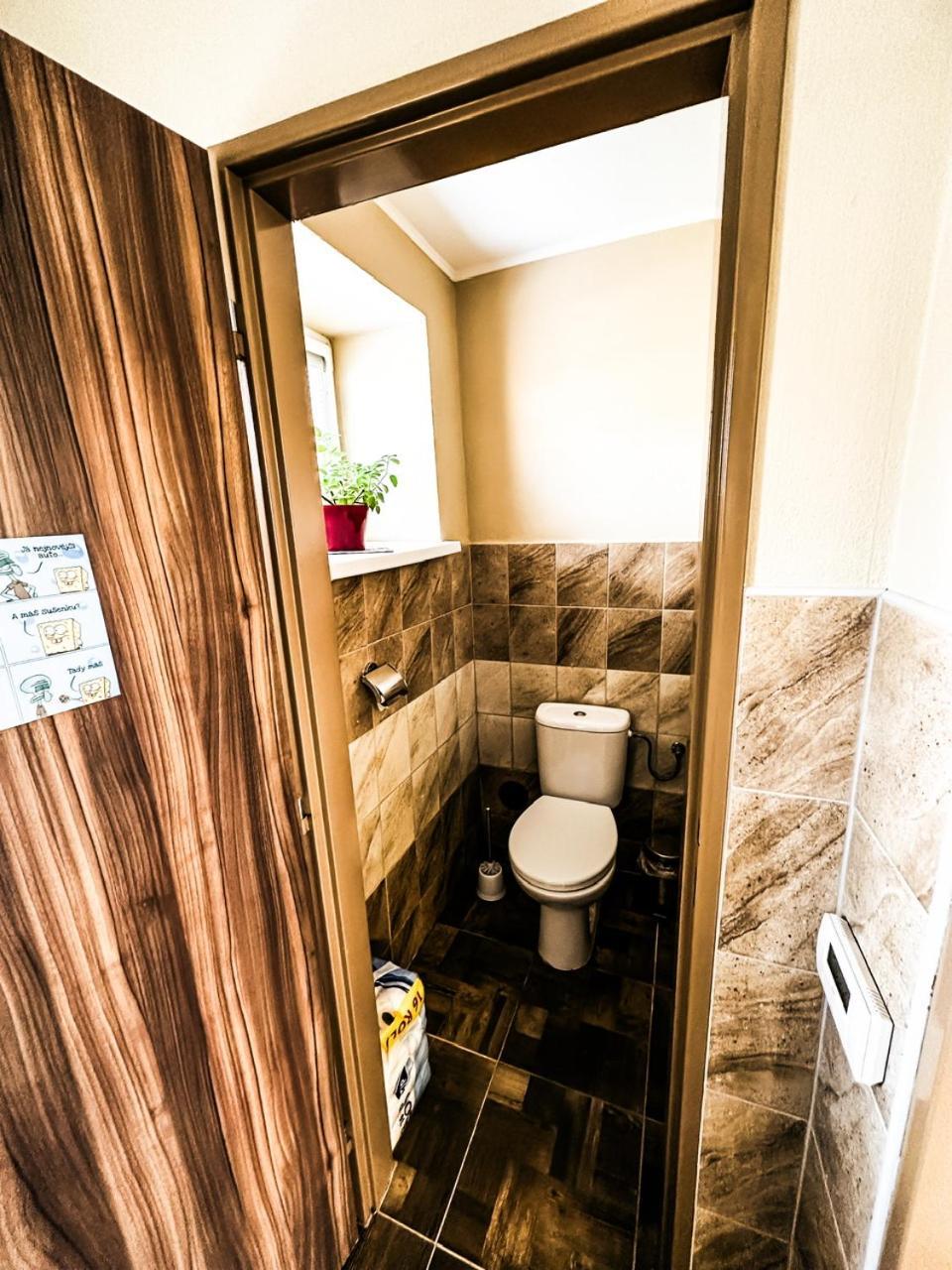 Apartman Pod Hradem Horšovský Týn Esterno foto